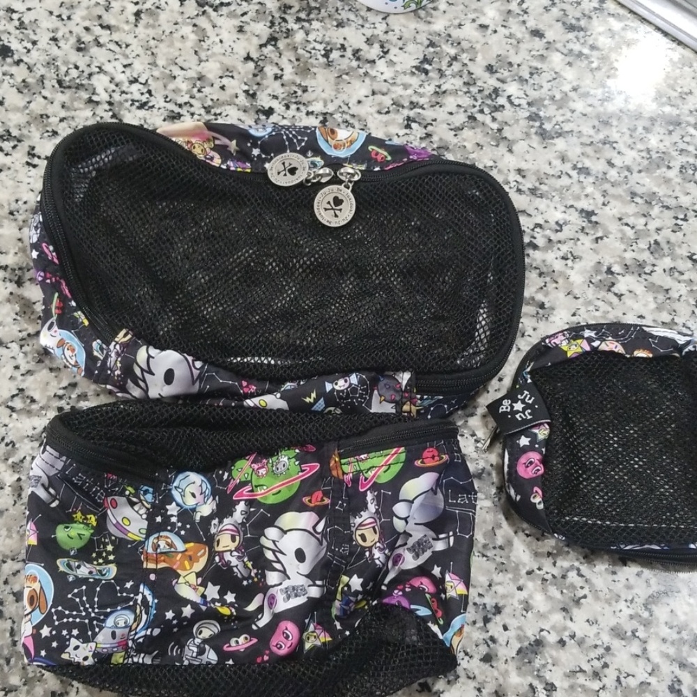 Jujube organizer